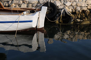 Spiegelung im Hafen