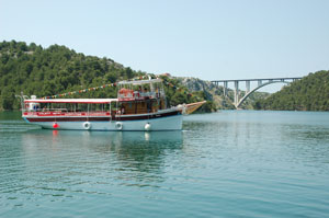 Boot zu den Krka Wasserfällen