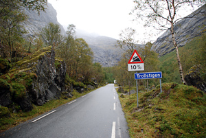 10% Steigung am Trollstieg